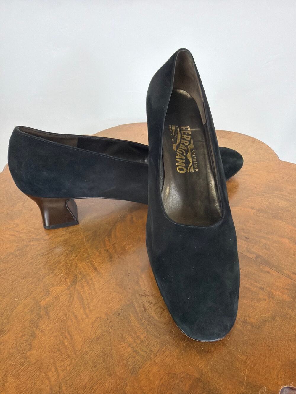 Salvatore Ferragamo Black Suede Kitten Heel Slip On Pumps Size 10 Made in Italy